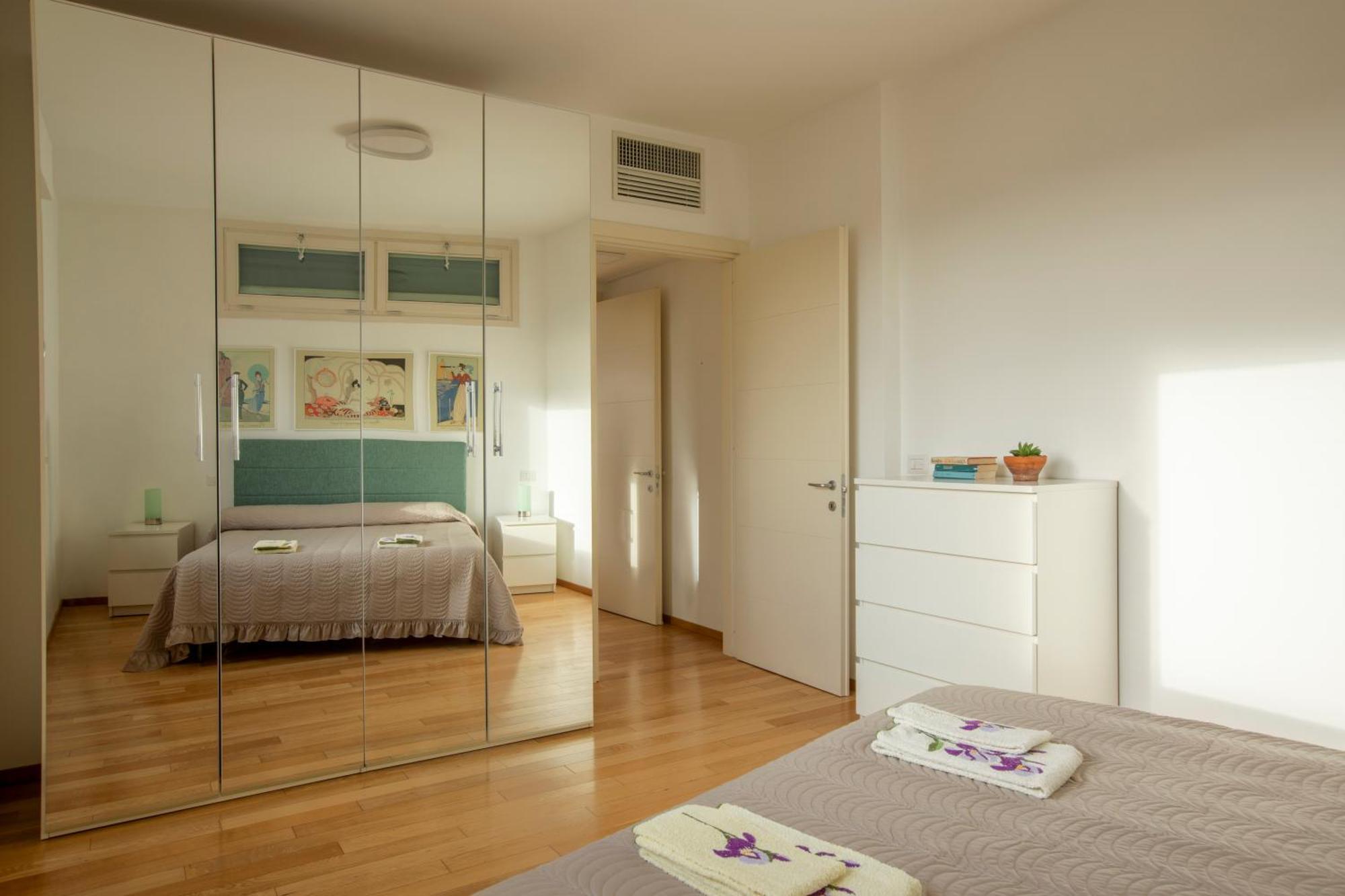 Appartamento Iris -Due Ampie Terrazze Vista Duomo Florens Exteriör bild